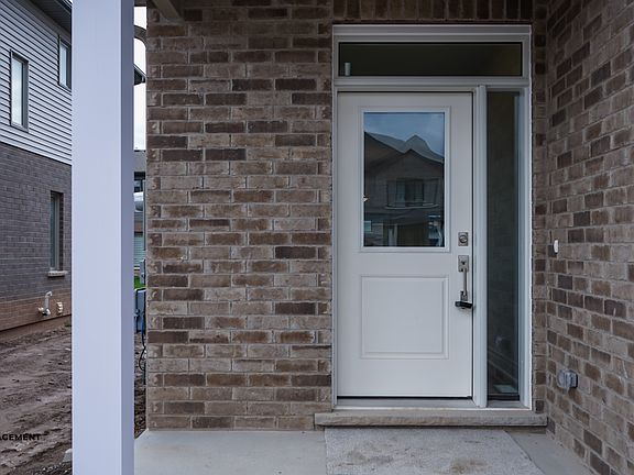 4th image of 7458 Jonathan Dr