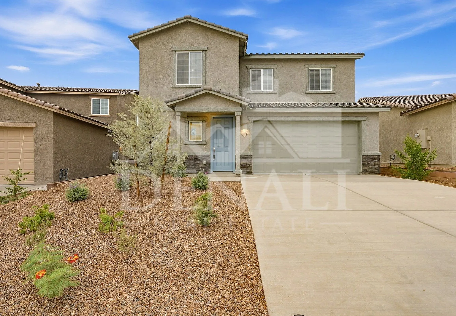 4 bed, 2.5 bath, 1888 sqft, $2,495 — Photo 1