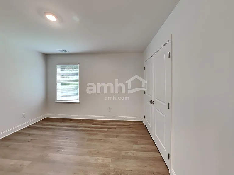 1043 Highland Walk — Photo 26