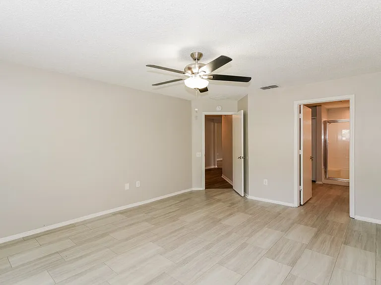 26808 Haverhill Dr — Photo 11