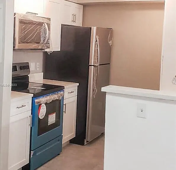 12136 Saint Andrews Pl — Photo 5