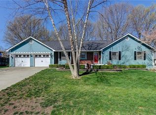 2005 NW 5th St, Blue Springs, MO 64014