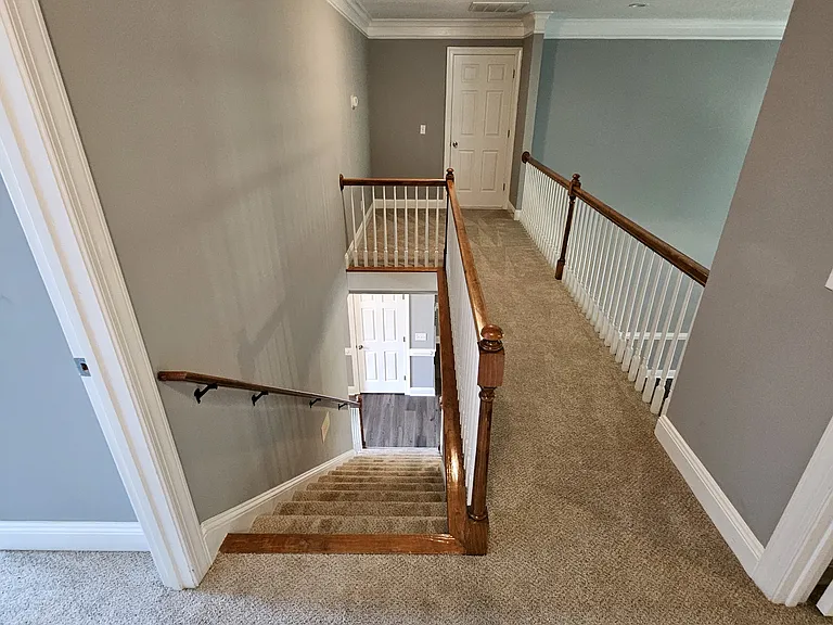 214 N Marion Dr — Photo 21