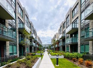 65 Attmar Dr #375, Brampton, ON L6P 2R4