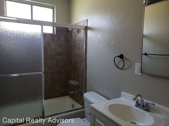 3rd image of 12156 Sproul St #2