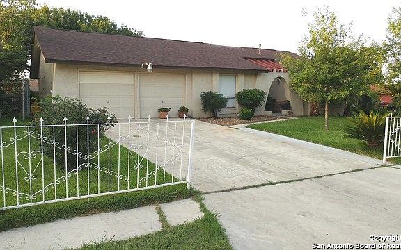 2nd image of 6911 Twin Lake Dr