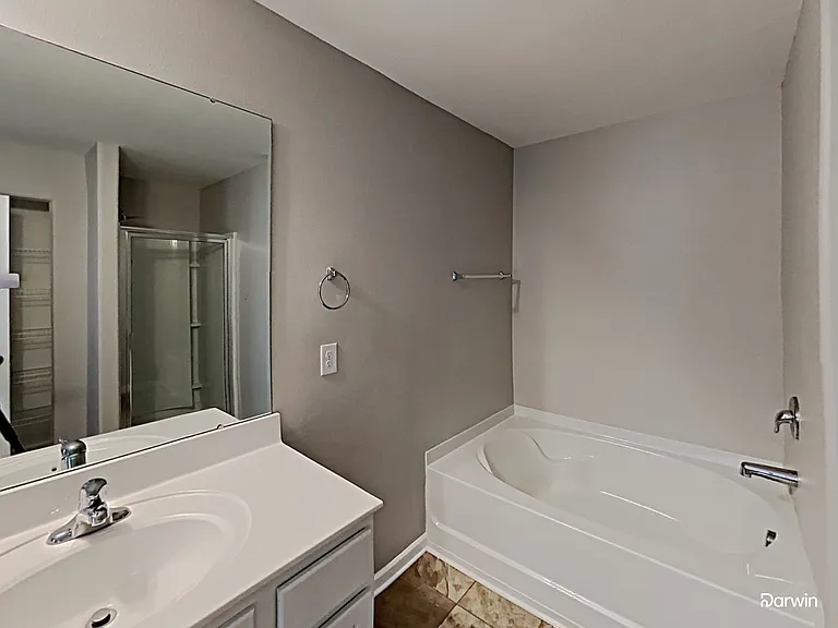 1372 Waylon Ave — Photo 13