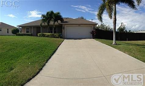 1st image of 3728 SW 13th Ave