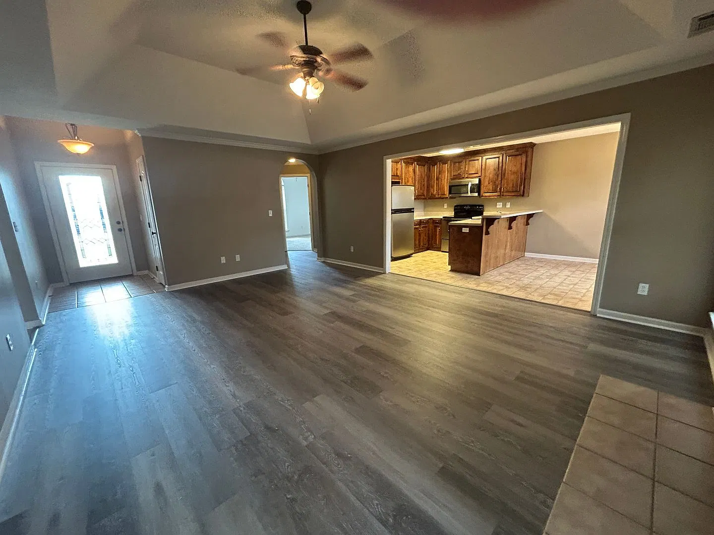 11403 Evergreen Ave — Photo 3