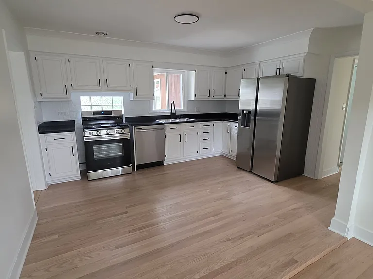 8867 S Mobile Ave — Photo 15