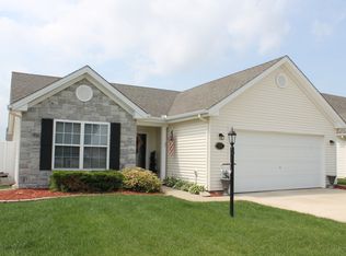 511 Bardeen Ln, Champaign, IL 61822