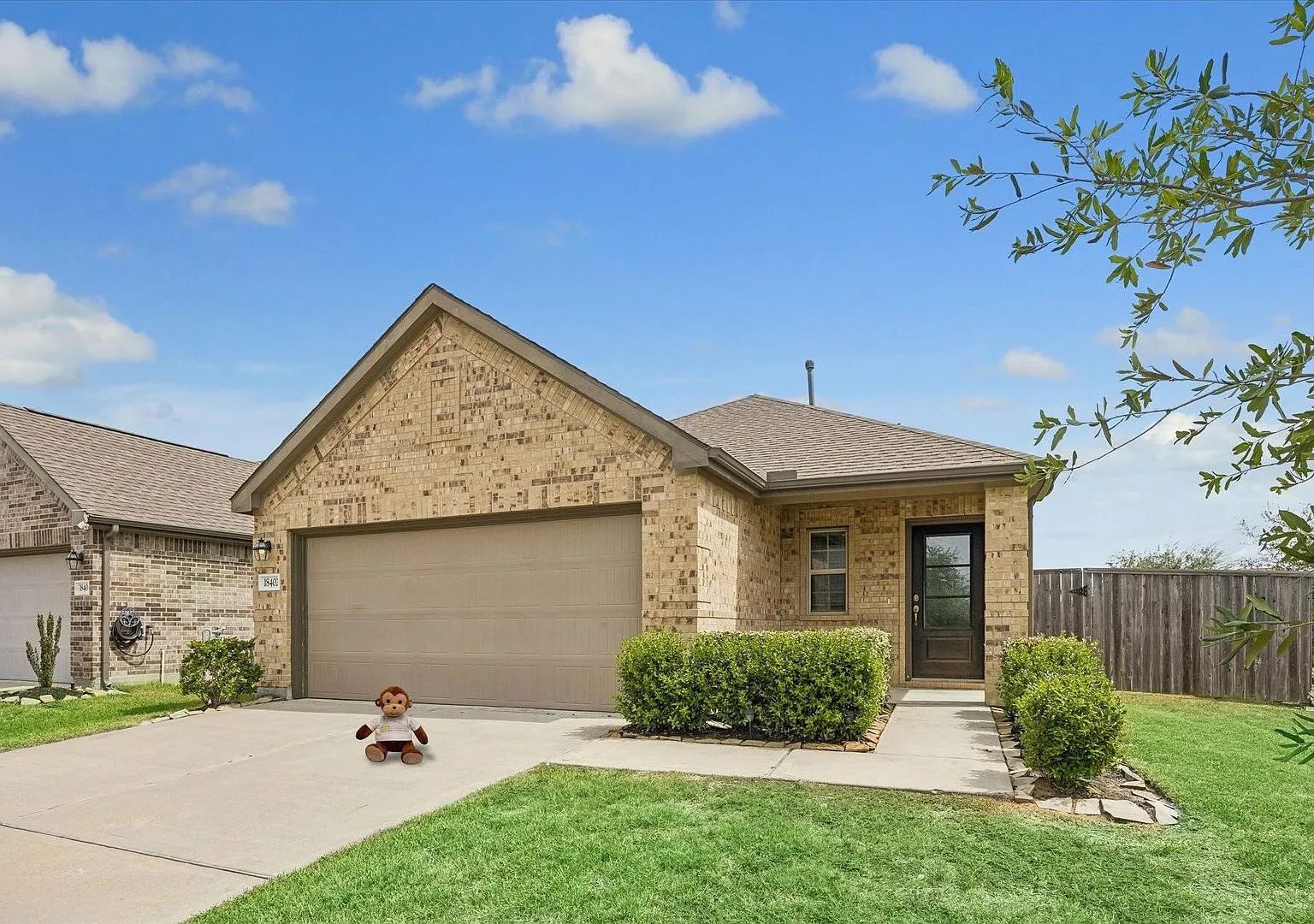 Move-in Ready Home in Hockley for Lease! — Photo 4