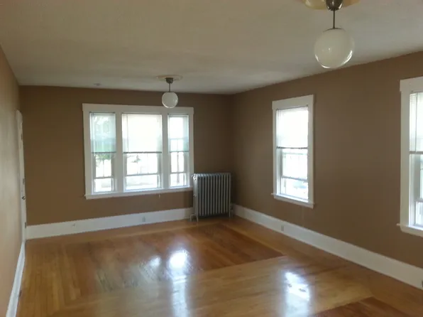 (undisclosed Address), New Bedford, MA 02740