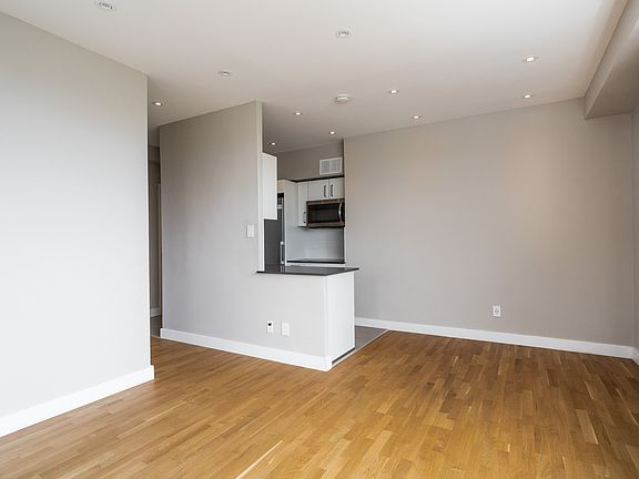 3rd image of 190 Jameson Ave #2dfab92e3