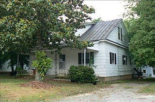1st image of 1007 Lindsey St