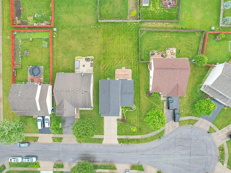 522 Farm Hill Ct — Photo 65