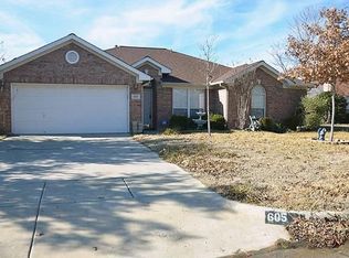 605 Jamie Ln, Mansfield, TX 76063