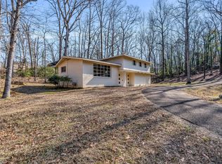 1816 Seminole Dr, Columbus, MS 39705