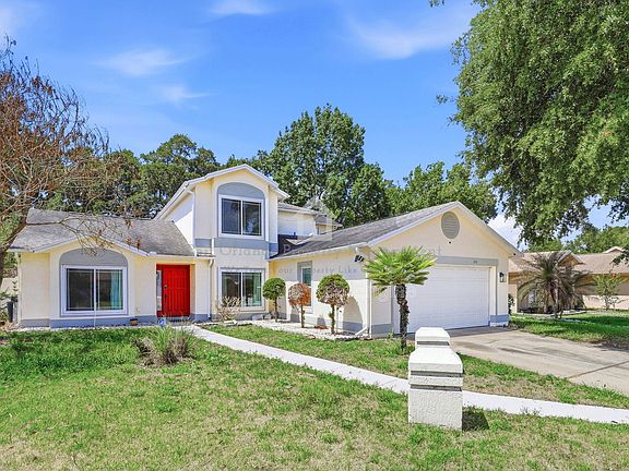 2nd image of 6018 Brookhill Cir