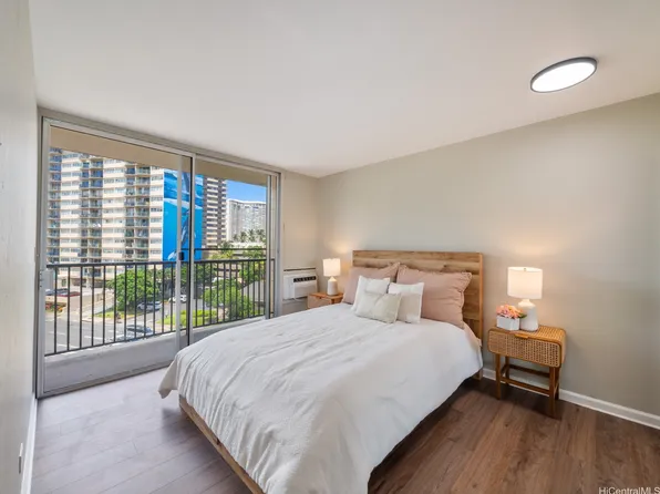 1911 Kalakaua Ave APT 503, Honolulu, HI 96815