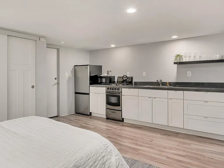 623 Federal Ave E #102 — Photo 6
