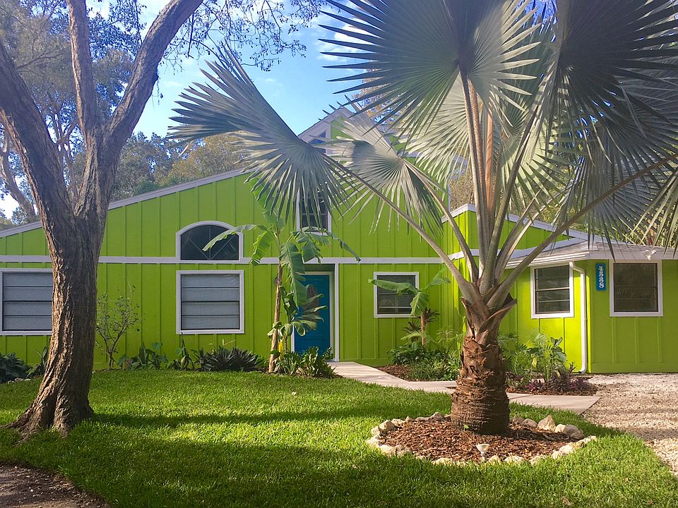 1st image of 4538 Groveland Ave