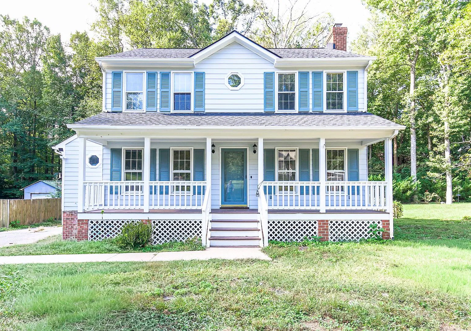 Welcome to 7114 Deer Thicket Dr, a spacious 3-bedroom, 2.5-bathroom single-family home offering a... — Photo 1