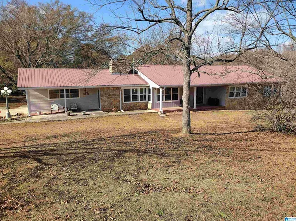 420 Dennis St, Weaver, AL 36277