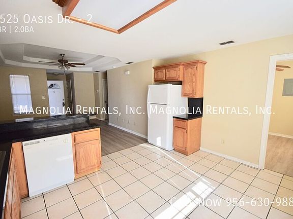 5th image of 1525 Oasis Ave APT 2