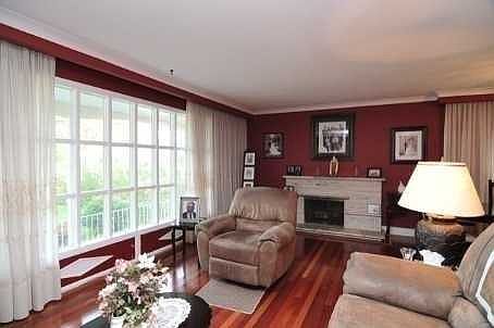 3rd image of 89 Bond Cres