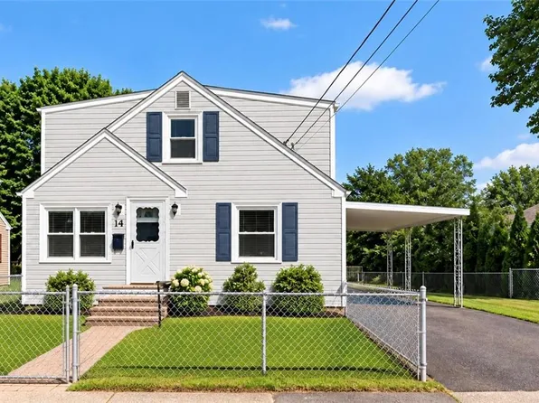 28 Hazard St, Pawtucket, RI 02860