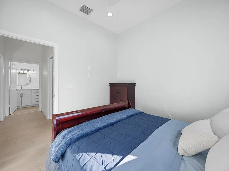 6934 Grapeview Blvd — Photo 43