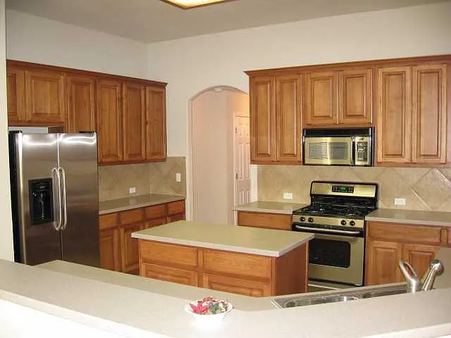 913 Rochester Castle Way — Photo 3