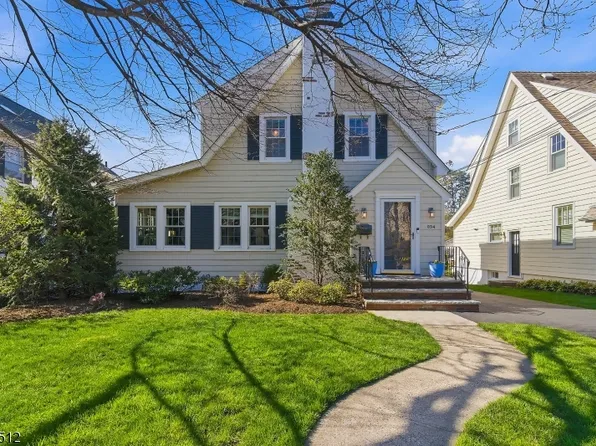 894 Ridgewood Road, Millburn Twp., NJ 07041