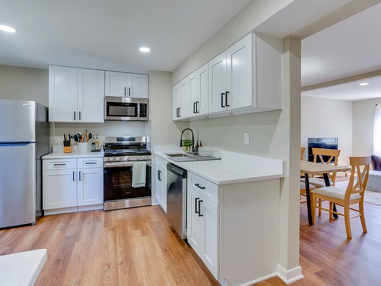 8063 Saint Annes Ct #3 — Photo 11