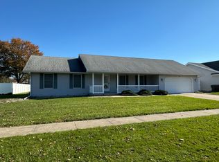 430 N Mulberry St, Herscher, IL 60941