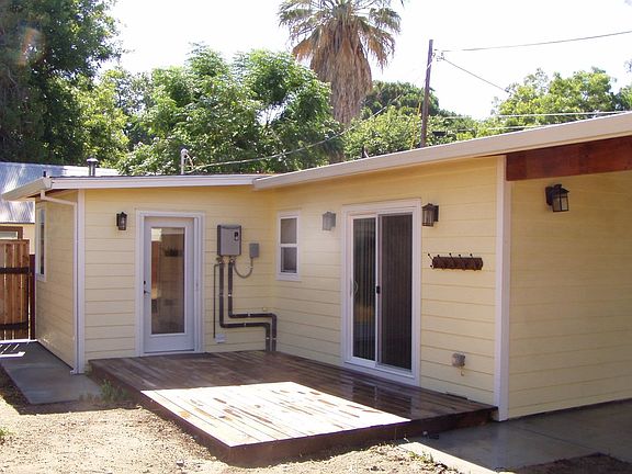5th image of 25260 N Center St