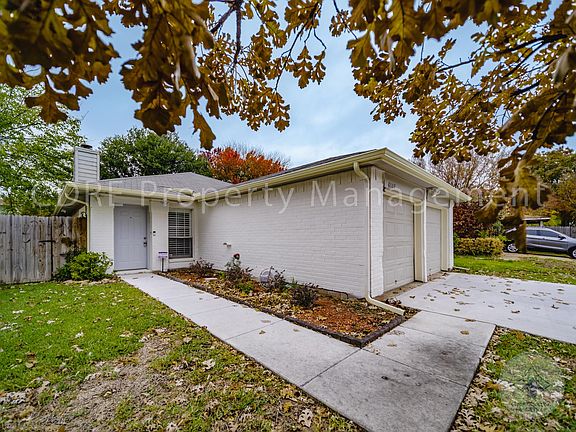 3rd image of 6803 Silver Sage Dr
