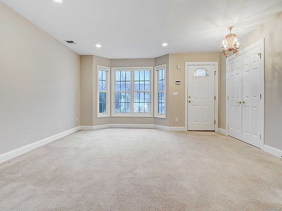 2nd image of 1079 Savoy Dr