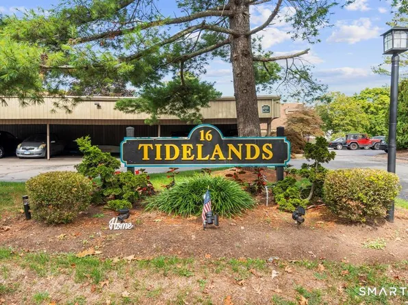 16 Pine Orchard Road APT 9, Branford, CT 06405
