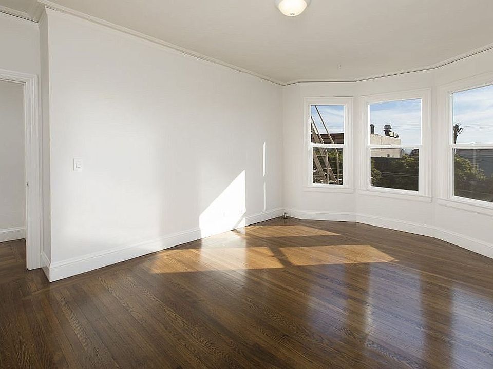 1st image of 334 Noe St APT 3