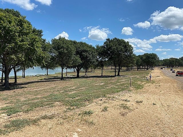 2nd image of 1538 Shoreline Dr