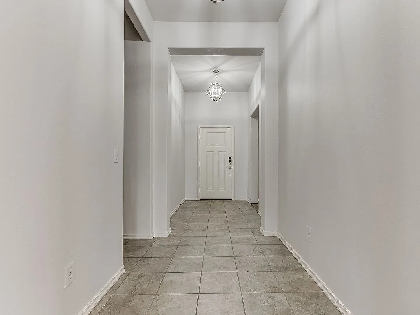 Beautiful 4 Bed 3 Bath in Deer Creek Schools — Photo 4