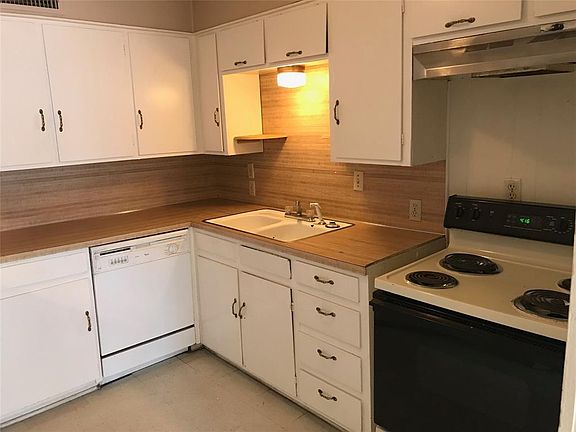 4th image of 4607 N 2nd St