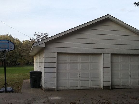 5th image of 400 W Antelope St