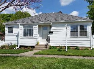 75 S Alfred Ave, Elgin, IL 60123