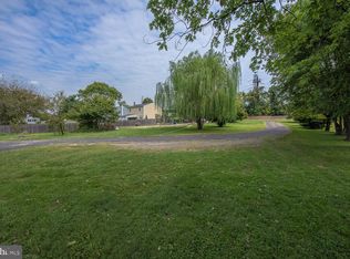 111 W North Ln, Conshohocken, PA 19428