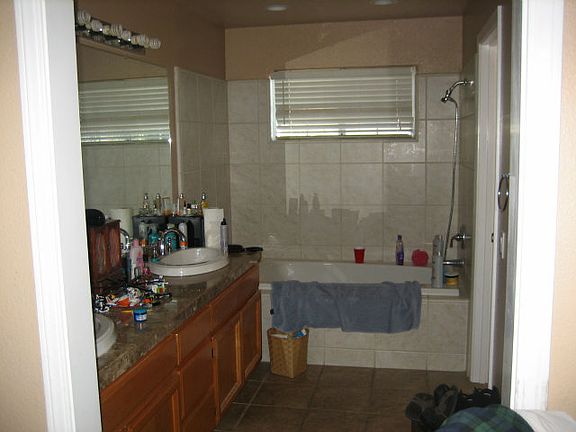 4th image of 376 Calle Cerro