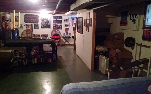 3rd image of 3521 N Lowell Ave