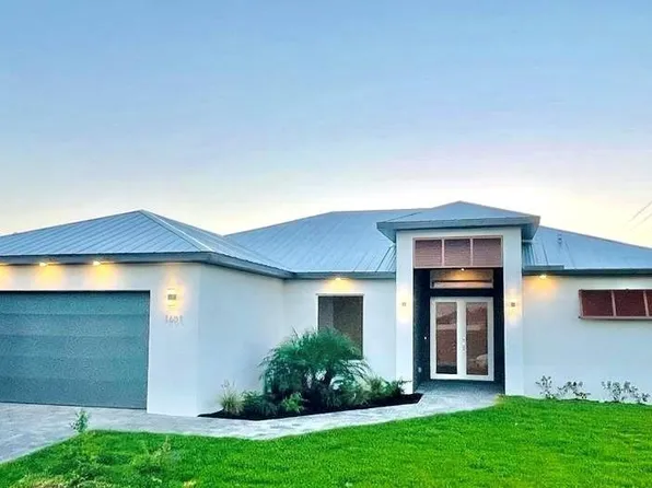 1227 NW 40th Pl, Cape Coral, FL 33993